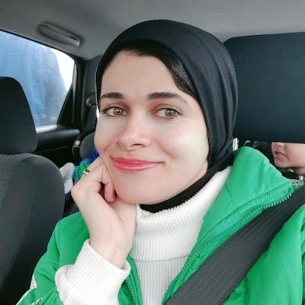 Meet your Posher, Eman